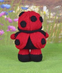 ladybird toy knitting pattern