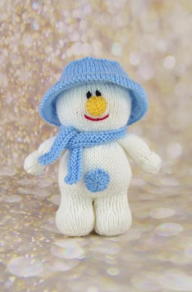 Short and Sweet Snowman Knitting Pattern – Knitting by Post