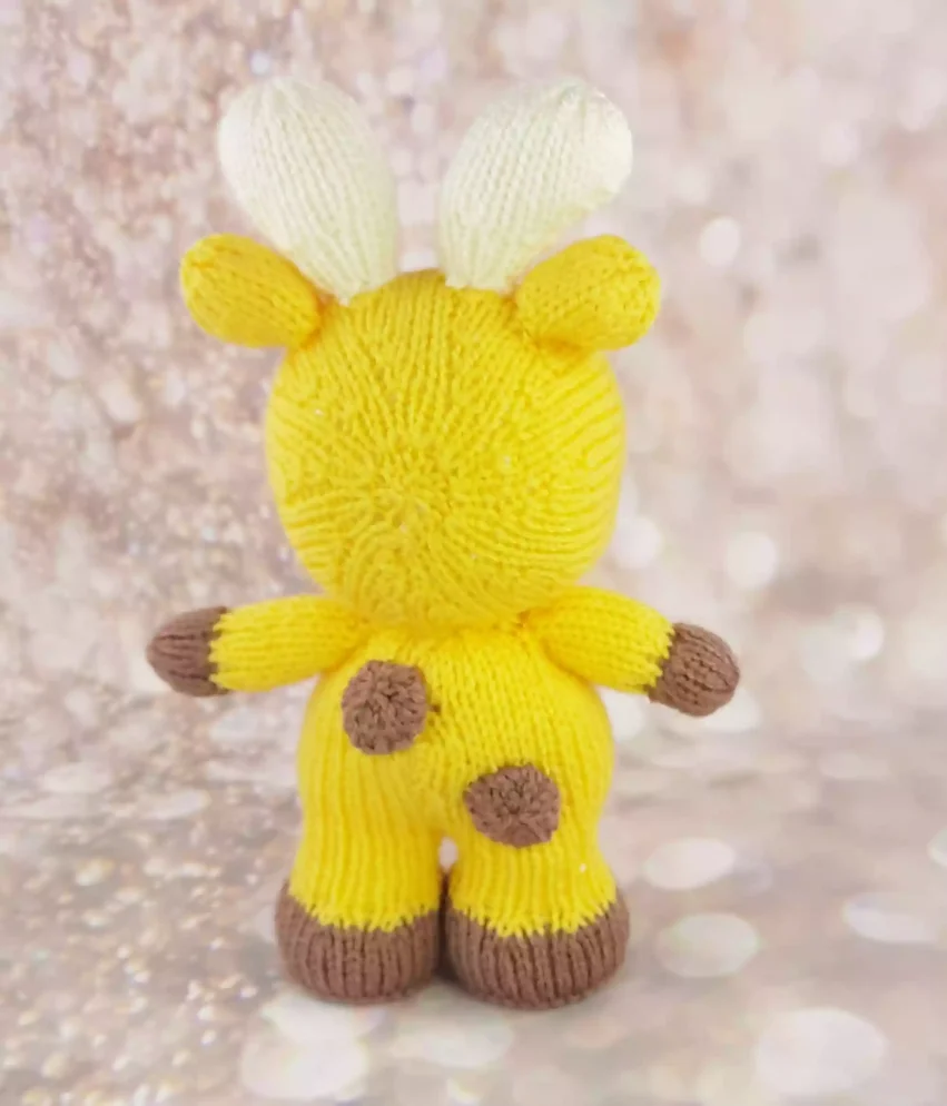 giraffe toy knitting pattern