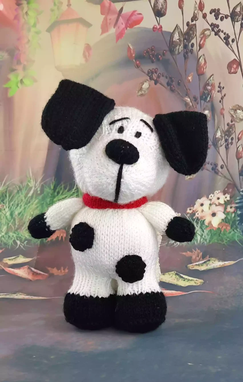 Short and Sweet Dalmatian Knitting Pattern - Image 3