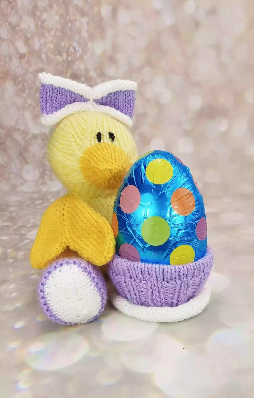 Yellow duck knitting pattern for Easter egg easter themed toy knitting pattern from knitting by post