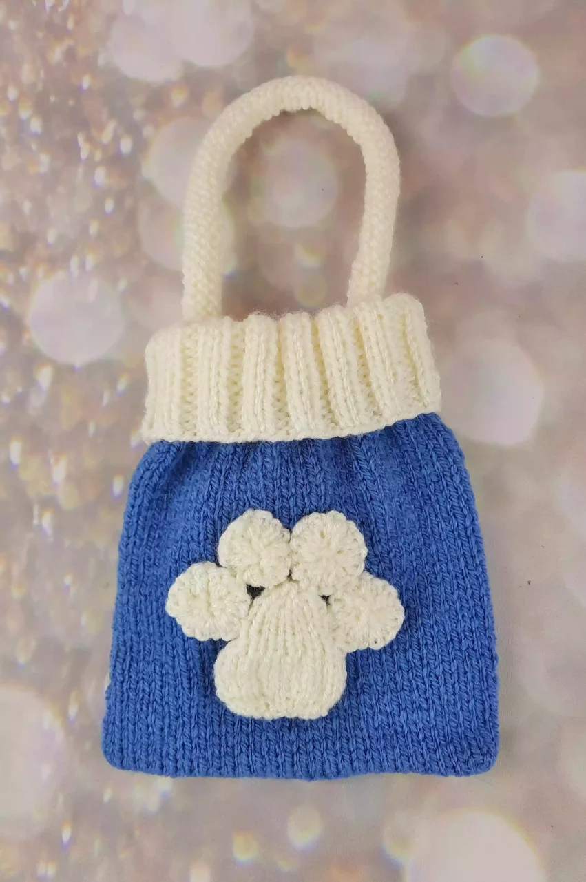 Paw Gift Bag Knitting Pattern - Image 2