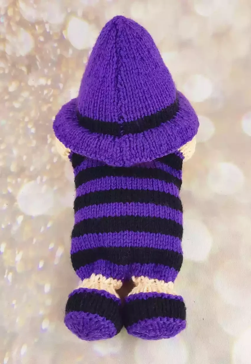 Yummy Tummy Witch Knitting Pattern - Image 2
