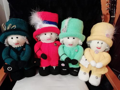 Queen Elizabeth II Toy Knitting Pattern photo review