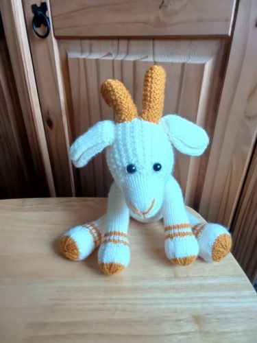Sally the Goat Knitting Pattern photo review