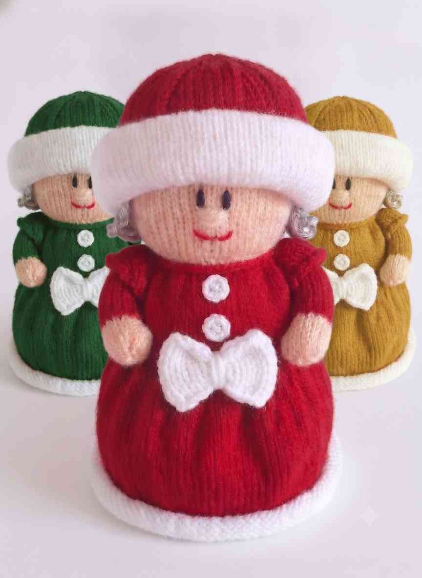 Mary Christmas Dolly Knitting Pattern - Image 3